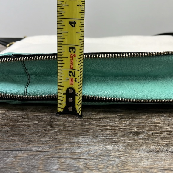 orYANY ELLIE Italian Leather Expandable Convertible Hobo Crossbody Bag - Picture 9 of 10